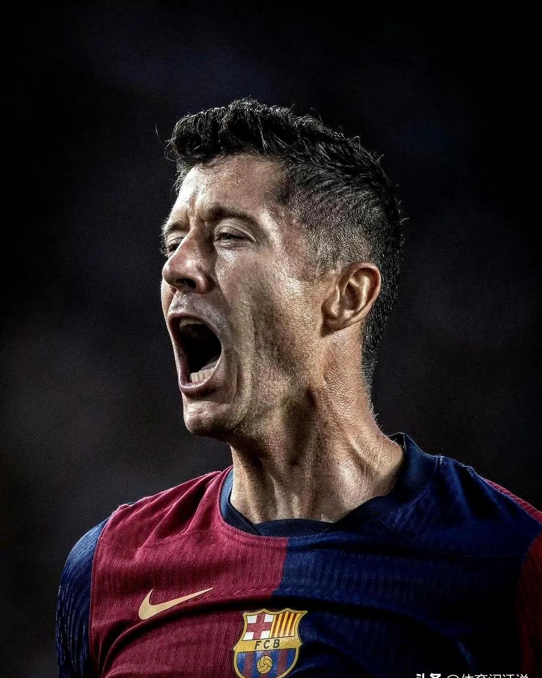 九游体育官网莱万多夫斯基在巴塞罗那比赛中爆冷，连败引发热议！的简单介绍