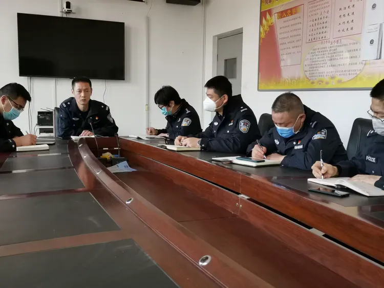 九游体育下载关于北京首钢内部会议纪要流出：转会期止住颓势，足总杯使命明确，纪律约束更严格的信息